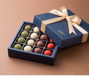 Chocolate Overlapping Lid Box